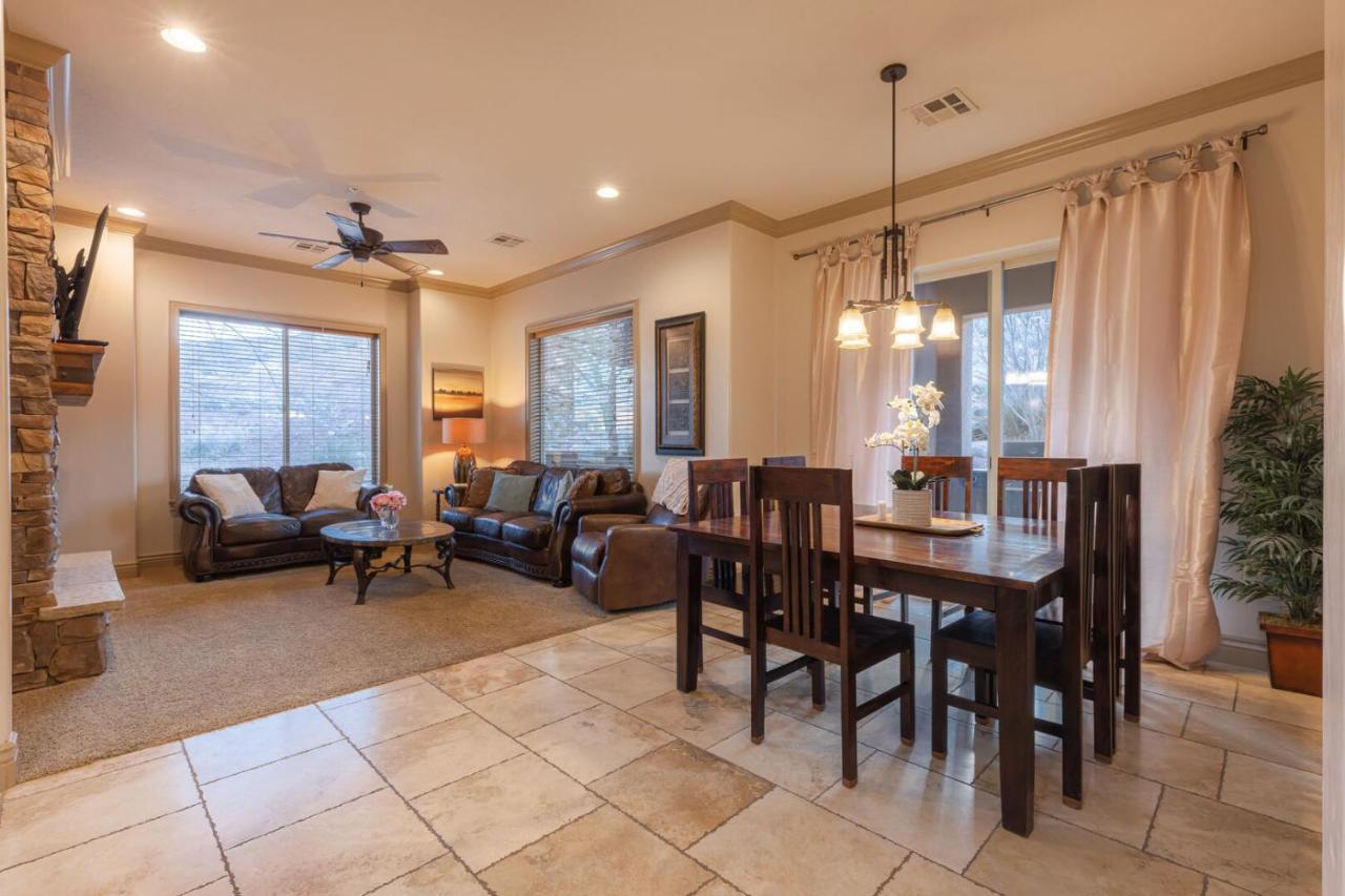 D5-Coral Springs Poolside-Ground Floor 3-Bedroom Hillside View Hurricane Chambre photo