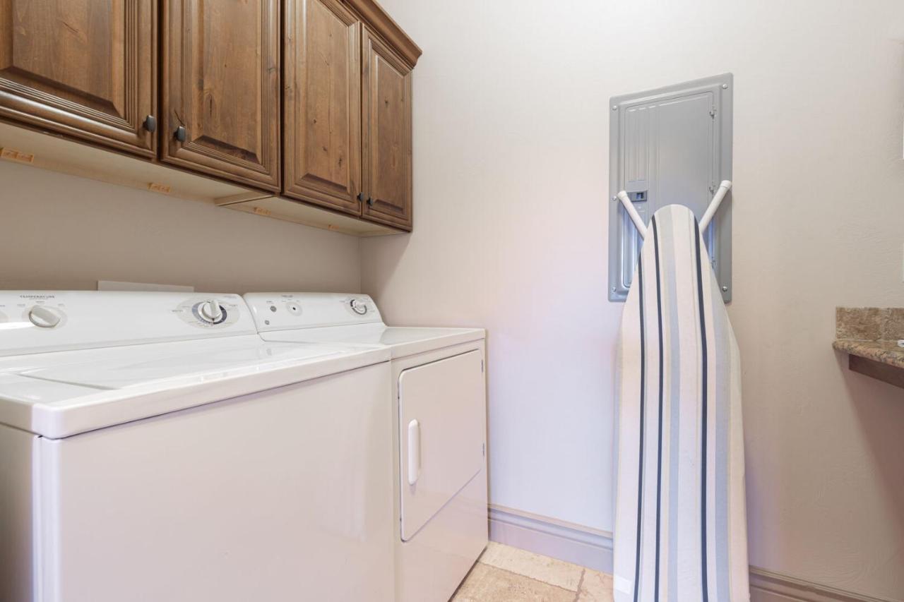 D5-Coral Springs Poolside-Ground Floor 3-Bedroom Hillside View Hurricane Chambre photo