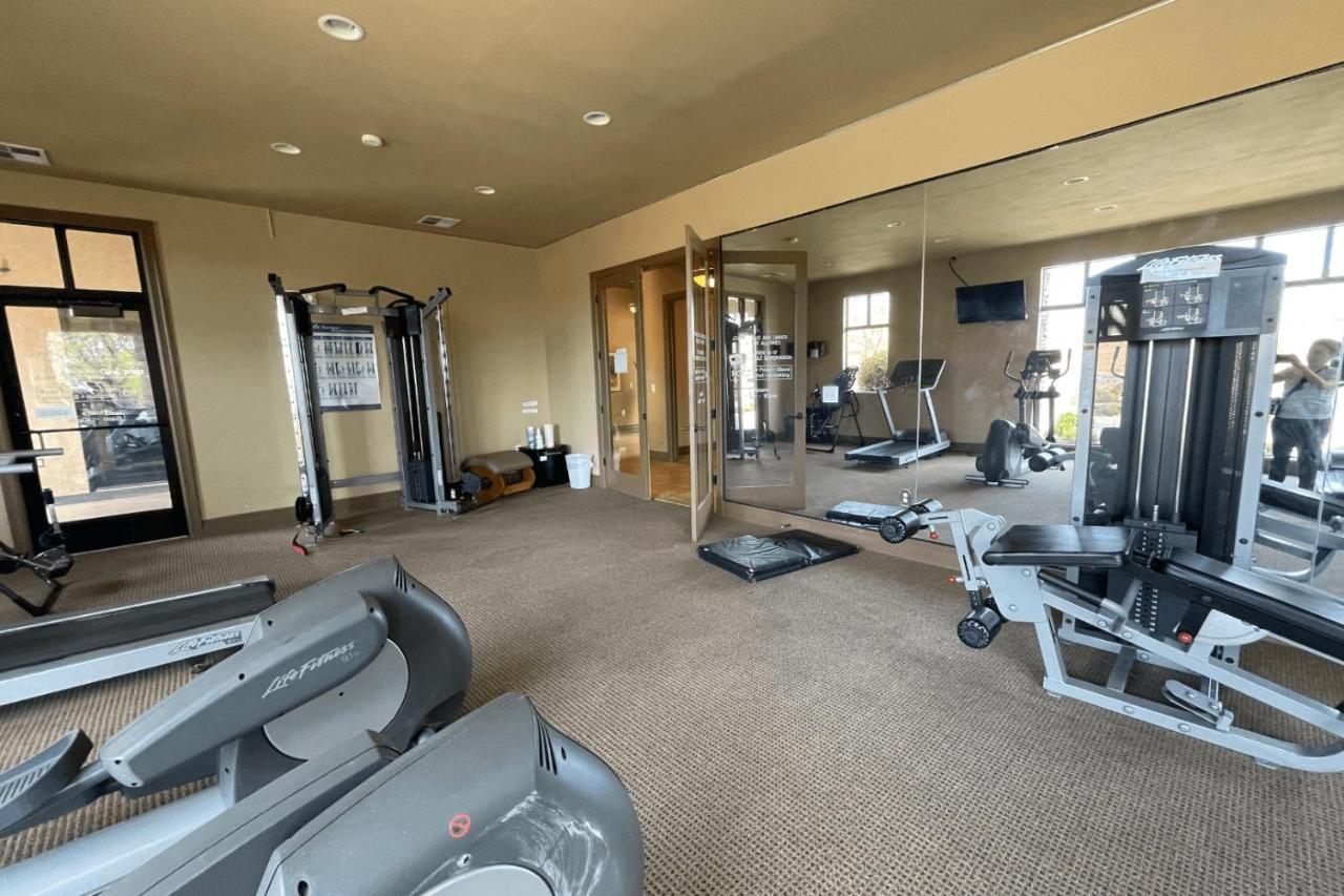 D5-Coral Springs Poolside-Ground Floor 3-Bedroom Hillside View Hurricane Chambre photo